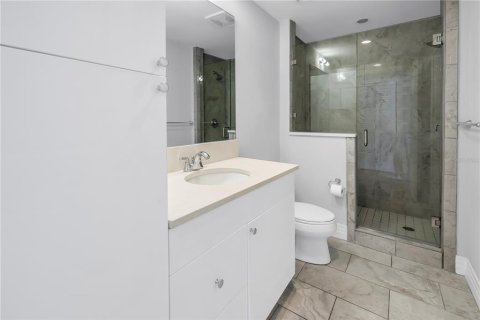 Condominio en alquiler en Saint Petersburg, Florida, 2 dormitorios, 158.96 m2 № 1880905 - foto 16