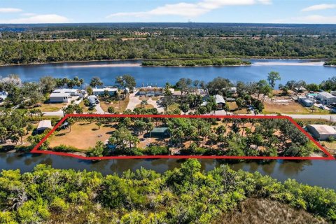 Terreno en venta en Ruskin, Florida № 2123698 - foto 23