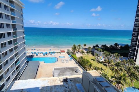 Copropriété à vendre à Sunny Isles Beach, Floride: 33.44 m2 № 1978217 - photo 18