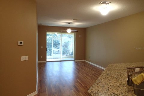 Adosado en alquiler en Zephyrhills, Florida, 2 dormitorios, 132.76 m2 № 1829908 - foto 10