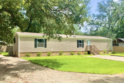 House in Freeport, Florida 3 bedrooms, 85.84 sq.m. № 562137 - photo 1