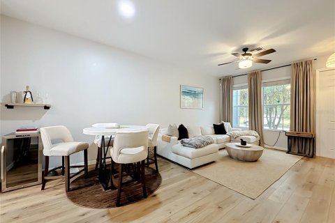 Touwnhouse à vendre à Winter Garden, Floride: 2 chambres, 100.06 m2 № 2405115 - photo 10