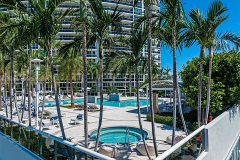Copropriété à vendre à Miami Beach, Floride: 3 chambres, 188.03 m2 № 2368600 - photo 30