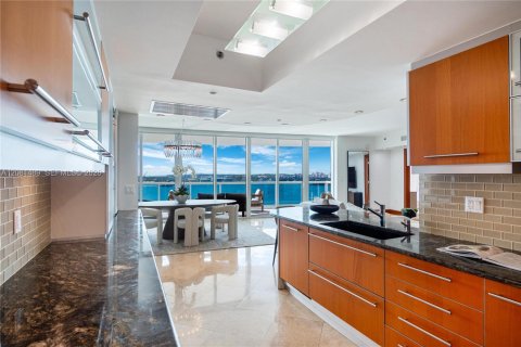 Copropriété à vendre à Miami Beach, Floride: 3 chambres, 188.03 m2 № 2368600 - photo 18