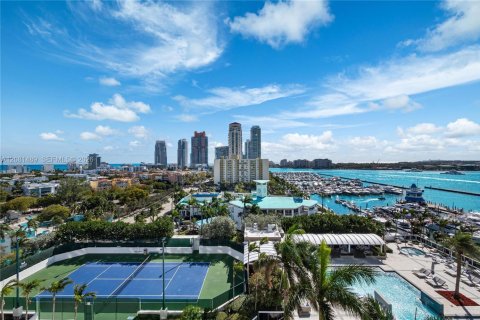 Copropriété à vendre à Miami Beach, Floride: 3 chambres, 188.03 m2 № 2368600 - photo 8