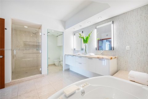 Copropriété à vendre à Miami Beach, Floride: 3 chambres, 188.03 m2 № 2368600 - photo 22