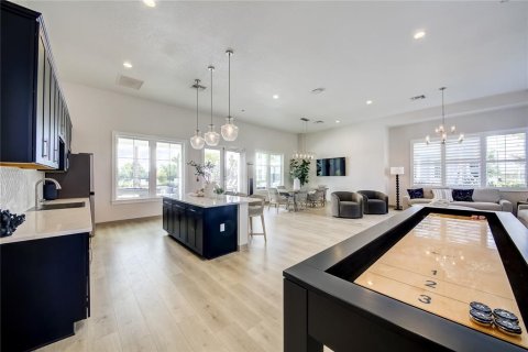 House in Lakewood Ranch, Florida 4 bedrooms, 186.36 sq.m. № 2109907 - photo 4
