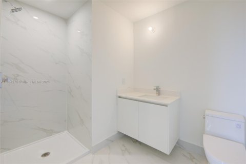Купить кондоминиум в Майами, Флорида 3 спальни, 150.32м2, № 1931462 - фото 18