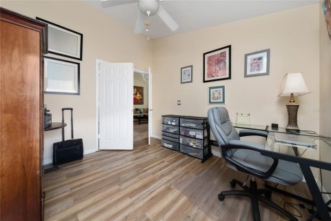 Villa ou maison à louer à Kissimmee, Floride: 4 chambres, 165.18 m2 № 1841857 - photo 17