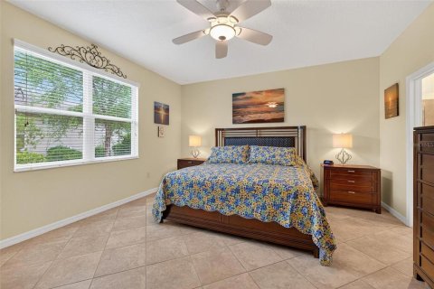 House in Ocala, Florida 3 bedrooms, 180.88 sq.m. № 1769261 - photo 21