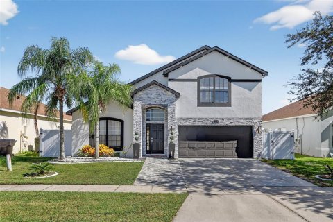 House in Kissimmee, Florida 5 bedrooms, 261.33 sq.m. № 2167409