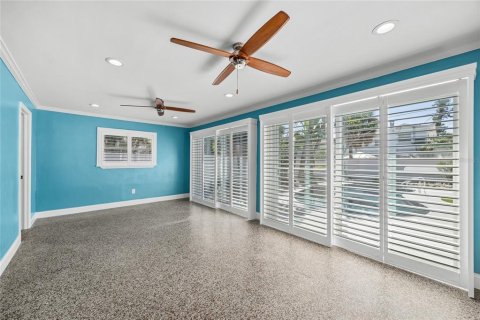House in Saint Pete Beach, Florida 3 bedrooms, 123.1 sq.m. № 1919401 - photo 18