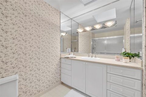 Condo in Winter Park, Florida, 3 bedrooms № 2131428 - photo 14