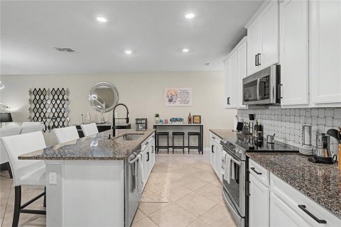 Villa ou maison à vendre à San Antonio, Floride: 2 chambres, 162.3 m2 № 2313436 - photo 8