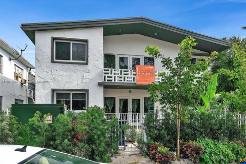 Propiedad comercial en venta en Miami Beach, Florida № 1729380 - foto 19