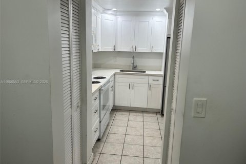 Condominio en venta en Fort Lauderdale, Florida, 2 dormitorios, 82.5 m2 № 2240381 - foto 7