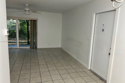 Condominio en venta en Fort Lauderdale, Florida, 2 dormitorios, 82.5 m2 № 2240381 - foto 27