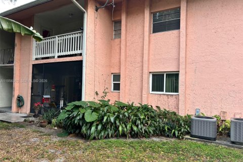 Condominio en venta en Fort Lauderdale, Florida, 2 dormitorios, 82.5 m2 № 2240381 - foto 24