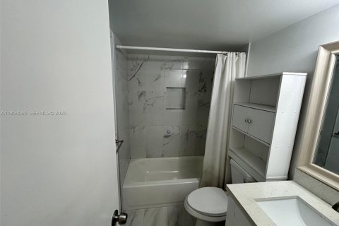 Condominio en venta en Fort Lauderdale, Florida, 2 dormitorios, 82.5 m2 № 2240381 - foto 15