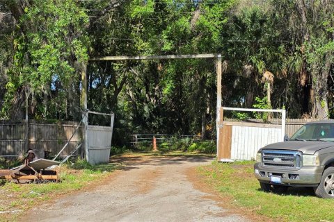 Commercial property in Tampa, Florida 134.62 sq.m. № 2166751 - photo 8
