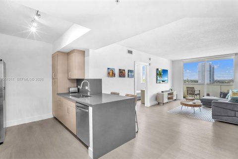 Condominio en venta en Aventura, Florida, 2 dormitorios, 99.78 m2 № 2254058 - foto 14