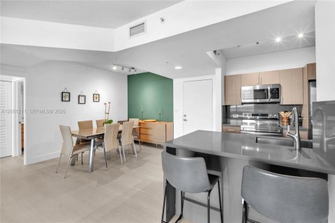 Condominio en venta en Aventura, Florida, 2 dormitorios, 99.78 m2 № 2254058 - foto 4