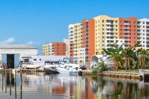 Condominio en venta en Aventura, Florida, 2 dormitorios, 99.78 m2 № 2254058 - foto 9