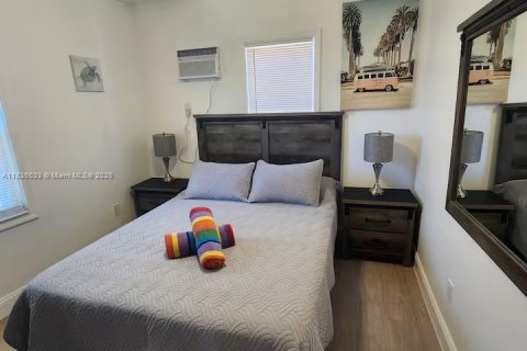 Commercial property in Hollywood, Florida 219.9 sq.m. № 1822057 - photo 18