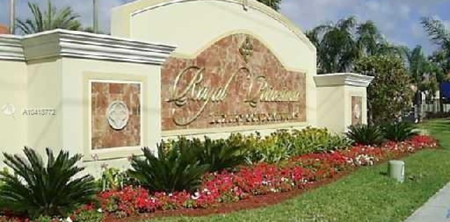 Condo à Pompano Beach, Floride, 2 chambres  № 2380231