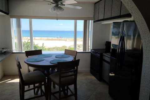 Condominio en venta en Pompano Beach, Florida, 1 dormitorio, 54.81 m2 № 728258 - foto 9