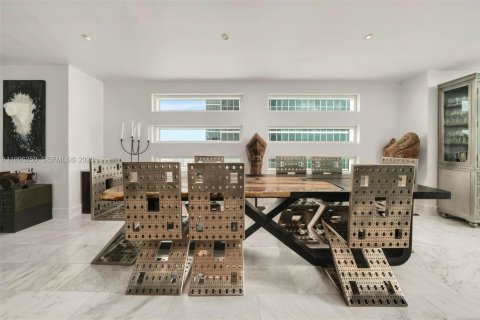 Снять в аренду кондоминиум в Майами, Флорида 2 спальни, 160.72м2, № 2058505 - фото 8