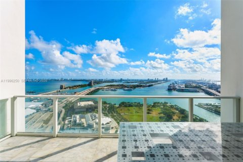 Снять в аренду кондоминиум в Майами, Флорида 2 спальни, 160.72м2, № 2058505 - фото 22