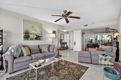 Copropriété à louer à Pompano Beach, Floride: 2 chambres, 117.06 m2 № 2250549 - photo 13