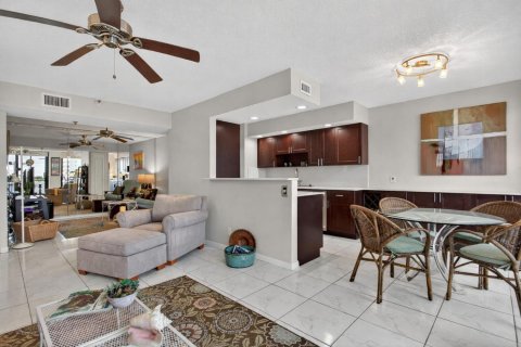 Copropriété à louer à Pompano Beach, Floride: 2 chambres, 117.06 m2 № 2250549 - photo 8