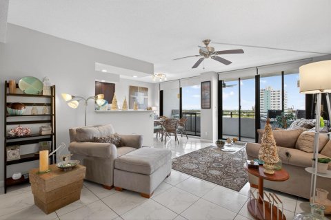 Copropriété à louer à Pompano Beach, Floride: 2 chambres, 117.06 m2 № 2250549 - photo 12