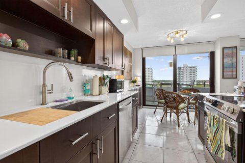 Copropriété à louer à Pompano Beach, Floride: 2 chambres, 117.06 m2 № 2250549 - photo 6