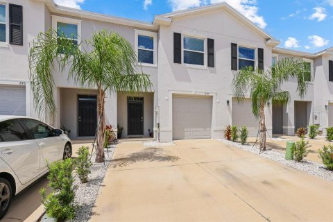 Townhouse in Apollo Beach, Florida 3 bedrooms, 151.8 sq.m. № 1854193 - photo 1