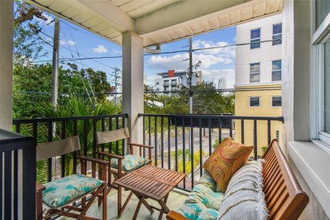 Condo in Saint Petersburg, Florida, 2 bedrooms  № 2148659 - photo 6