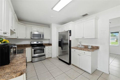 Casa en venta en Tampa, Florida, 4 dormitorios, 156.08 m2 № 1913341 - foto 6