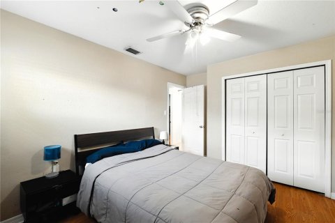 Casa en venta en Tampa, Florida, 4 dormitorios, 156.08 m2 № 1913341 - foto 25