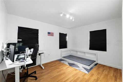 Casa en venta en Tampa, Florida, 4 dormitorios, 156.08 m2 № 1913341 - foto 18