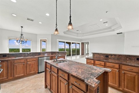 Villa ou maison à louer à Port Richey, Floride: 4 chambres, 392.23 m2 № 2416872 - photo 19