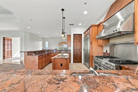 Villa ou maison à louer à Port Richey, Floride: 4 chambres, 392.23 m2 № 2416872 - photo 21