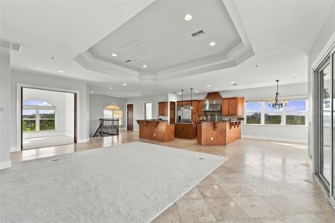 Villa ou maison à louer à Port Richey, Floride: 4 chambres, 392.23 m2 № 2416872 - photo 13