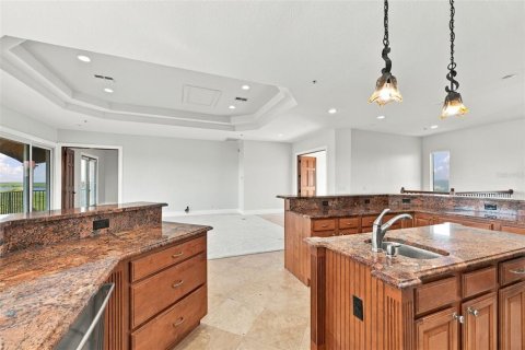 Villa ou maison à louer à Port Richey, Floride: 4 chambres, 392.23 m2 № 2416872 - photo 20