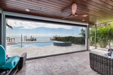 Casa en venta en Saint Petersburg, Florida, 3 dormitorios, 234.11 m2 № 1798255 - foto 3