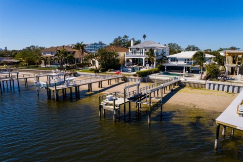 Casa en venta en Saint Petersburg, Florida, 3 dormitorios, 234.11 m2 № 1798255 - foto 29