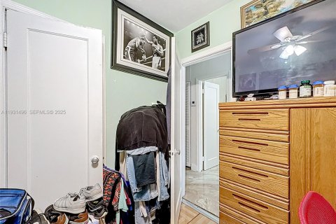 Купить виллу или дом в Майами, Флорида 3 спальни, 79.06м2, № 1991538 - фото 18