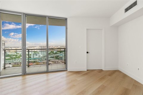 Copropriété à vendre à Miami, Floride: 2 chambres, 85.47 m2 № 2060800 - photo 14