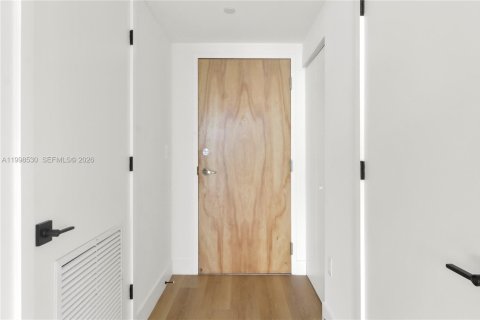 Copropriété à vendre à Miami, Floride: 2 chambres, 85.47 m2 № 2060800 - photo 23